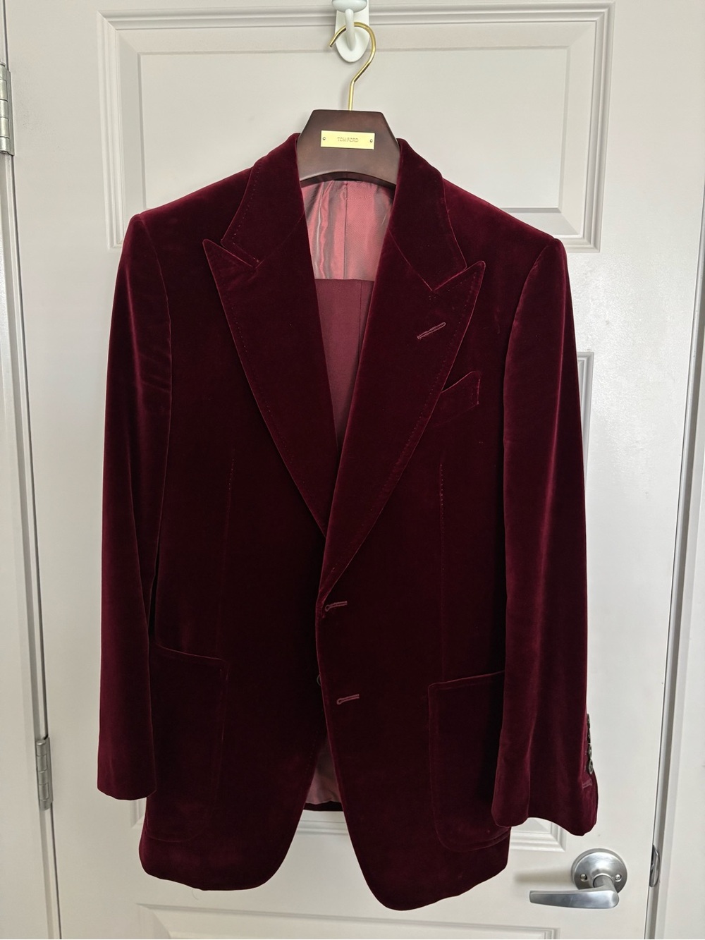Tom Ford Deep Burgundy Velvet Sport Coat